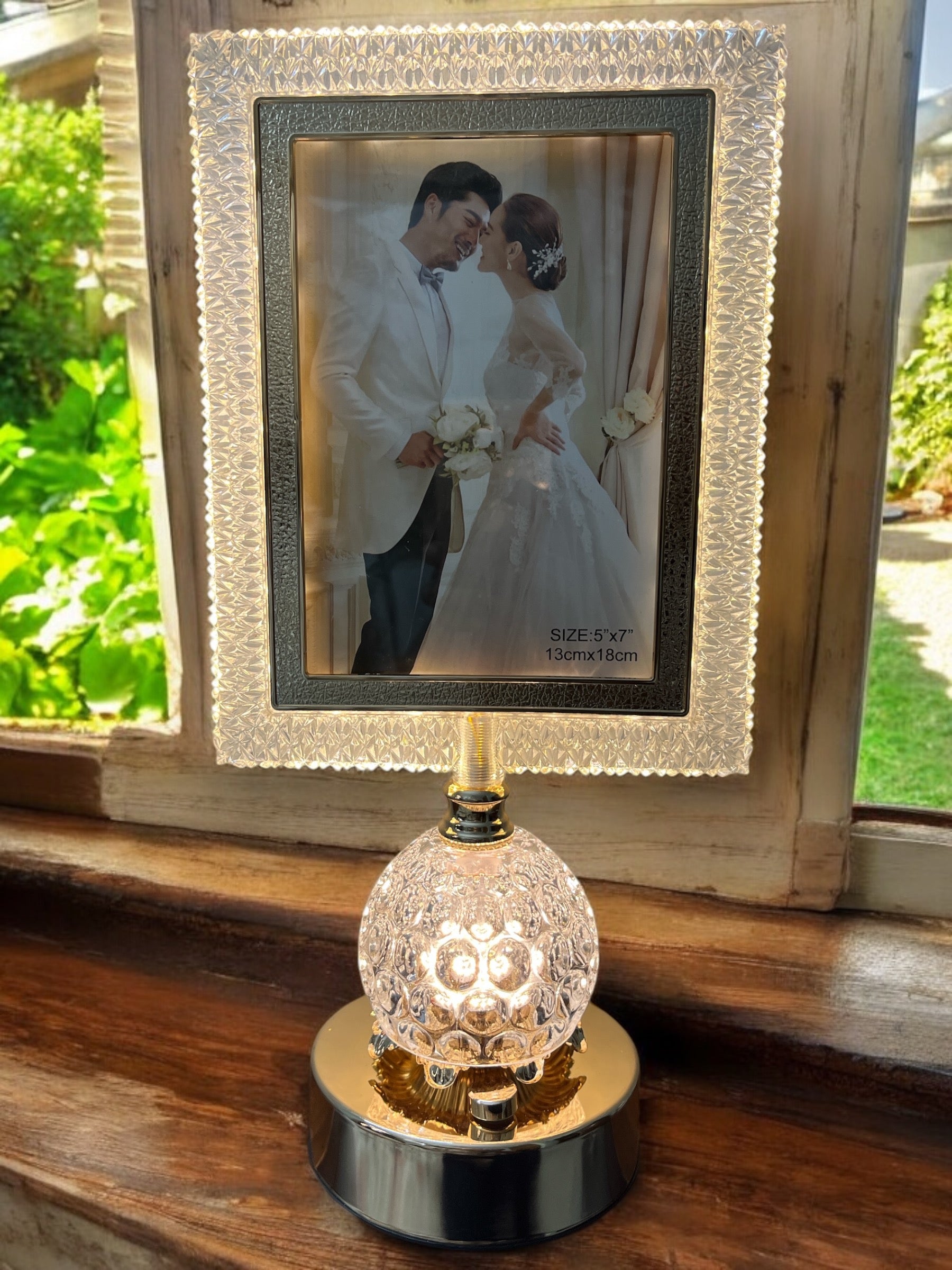 Elegant Crystal Photo Frame Lamp