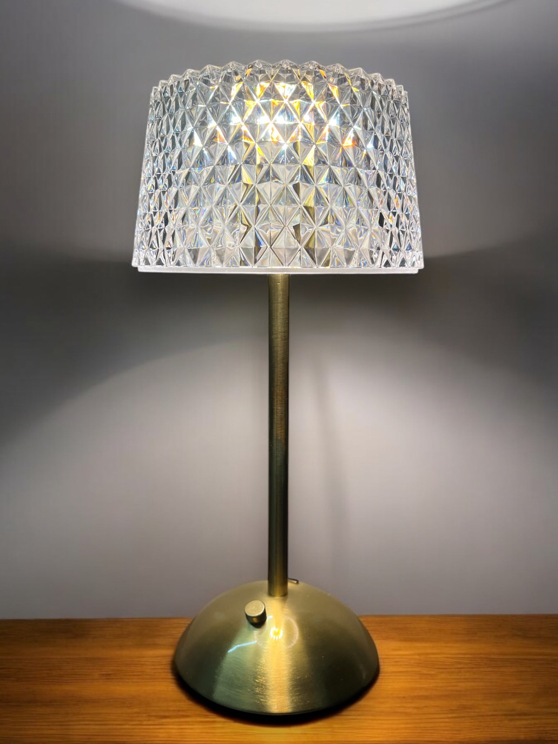 Elegant Touch-Control Table Lamp